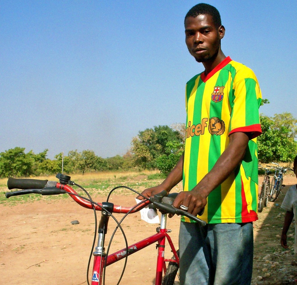 24 Dupari Papa Yobi resized 24 Dupari Papa Yobi resized