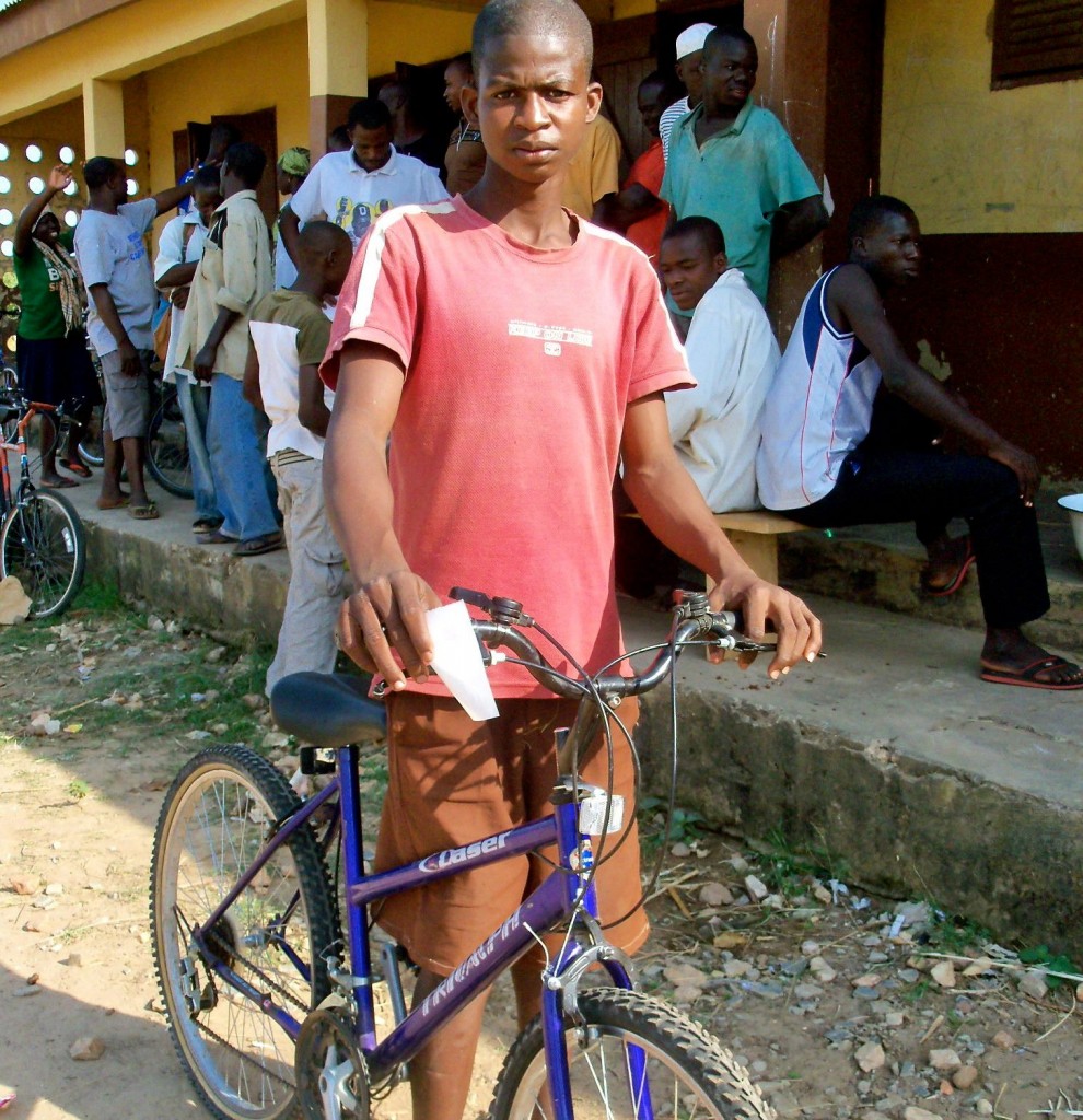 3 Dupari Umori Jamaldeen resized2 3 Dupari Umori Jamaldeen resized2