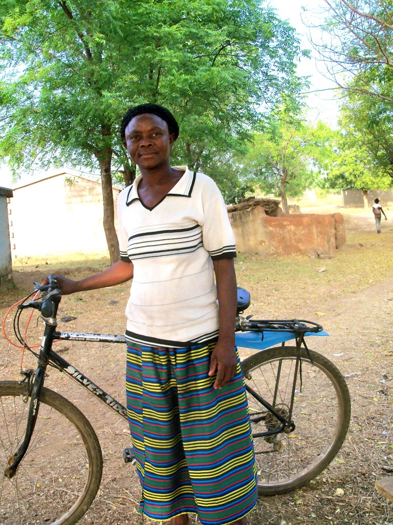 Ayuayam Agoya www.villagebicycleproject.org